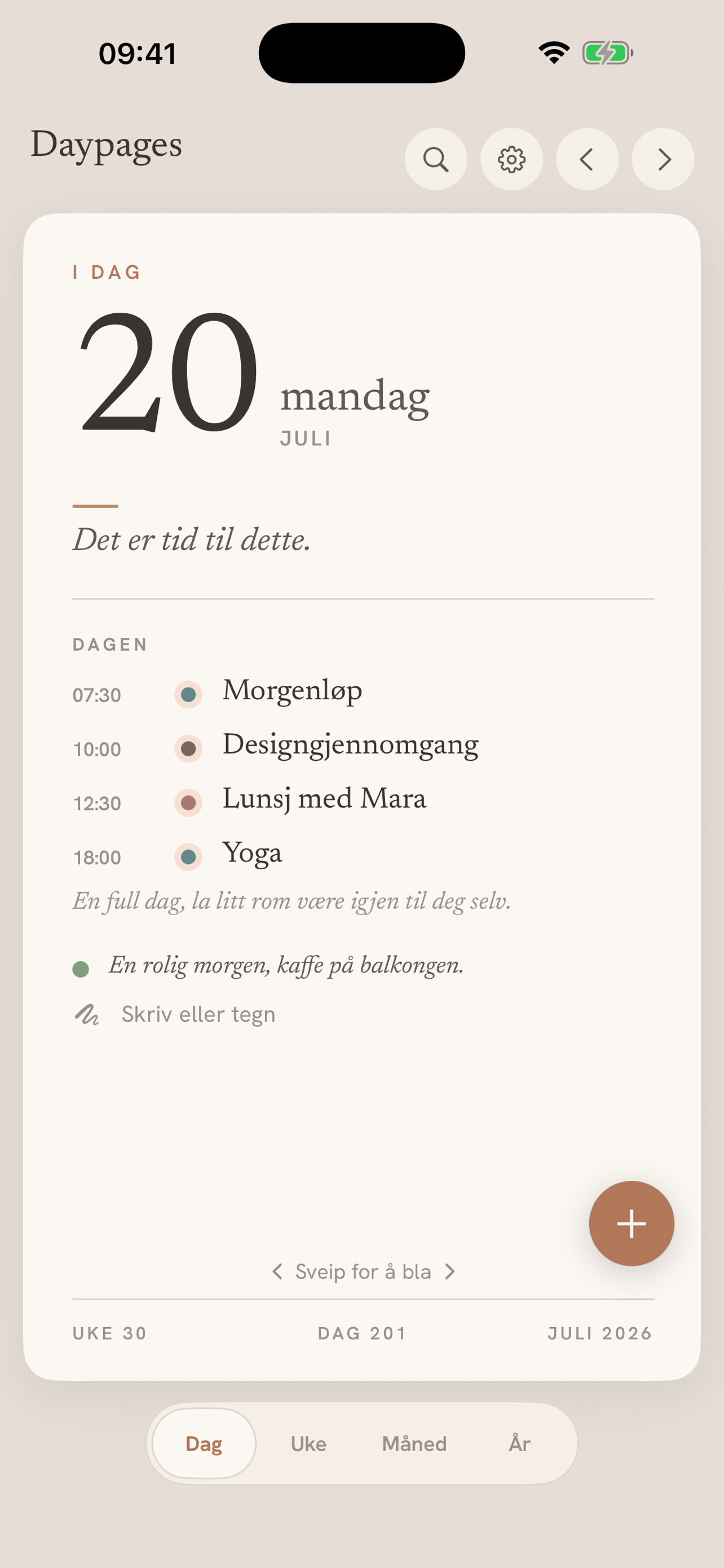 Dagsvisningen i Daypages, som viser en rolig side med datoen, dagens hendelser og et dagboknotat